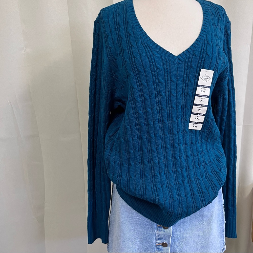 St. John’s Bay Women's Teal V-Neck Sweater